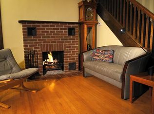 276 N Professor St, Oberlin, OH 44074