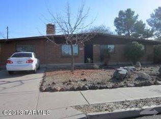 812 N Rosemont Blvd, Tucson, AZ 85711