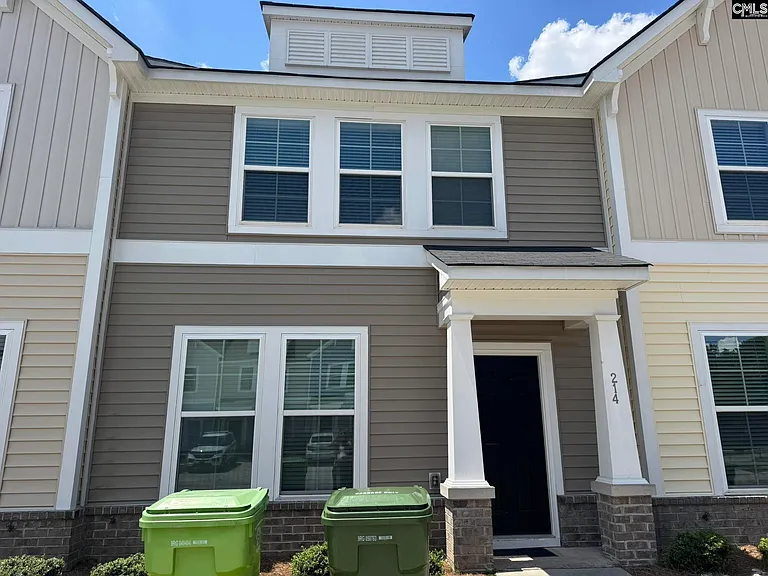 214 Bluewing Dr — Photo 1