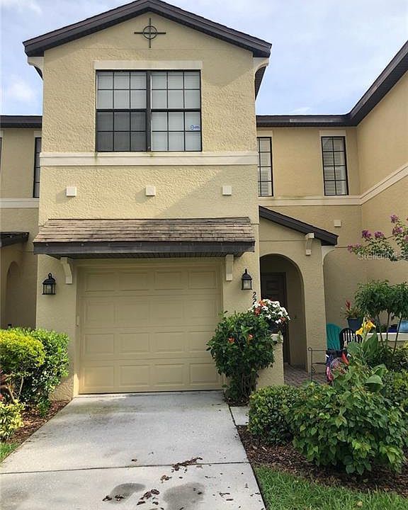 1st image of 2231 Seven Oaks Dr