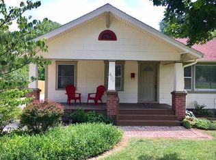 424 W Olive St, Rogers, AR 72756