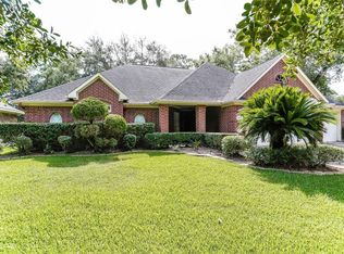 1034 Oak Leaf Ave, La Porte, TX 77571