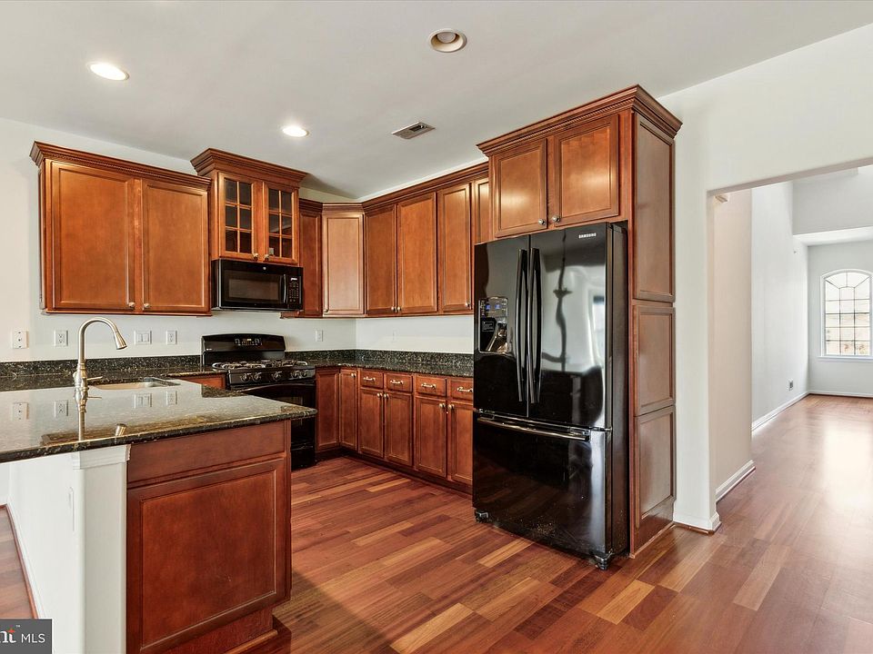 24 Jefferson Crossing Blvd, East Norriton, PA 19401 Zillow