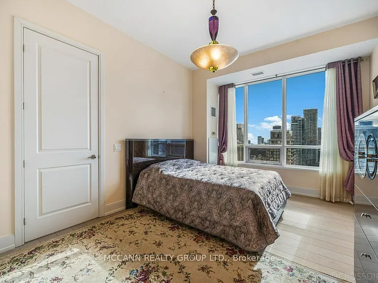 21 Balmuto St #3302 — Photo 20