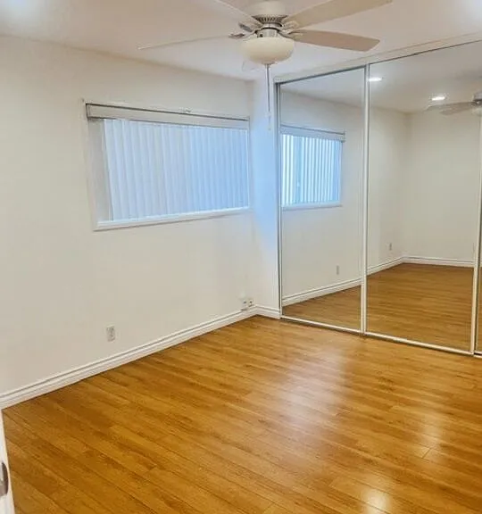 2337 W Gramercy Ave #1 — Photo 10