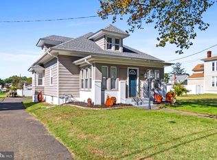 106 Logan Ln, Bridgeport, NJ 08014