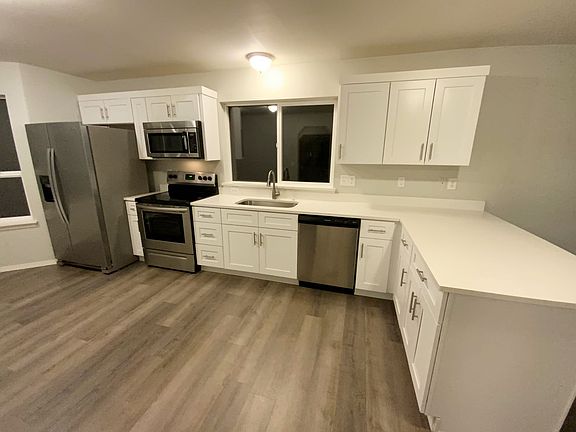 5th image of 7904 196th Street Ct E