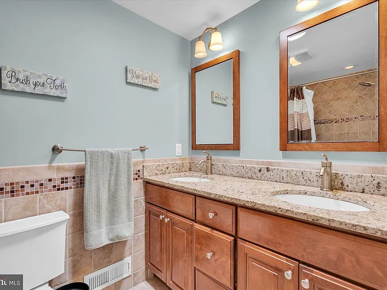 118 Fenwick Rd — Photo 14