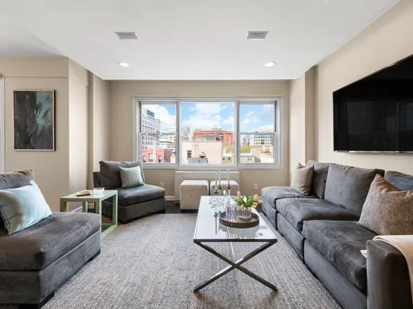 20 East 9th Street image 1 of 26