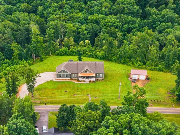 217 Rockhouse Rd, Hohenwald, TN 38462