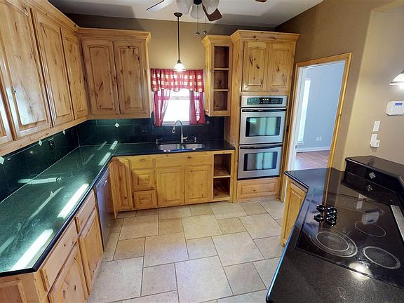 3rd image of 105 Ashley Ave