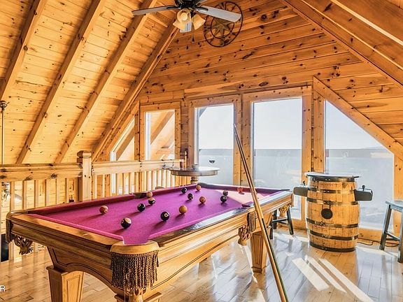4th image of 1824 Billard Way