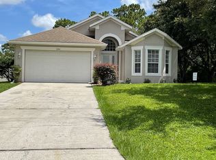 220 W 4th St, Chuluota, FL 32766