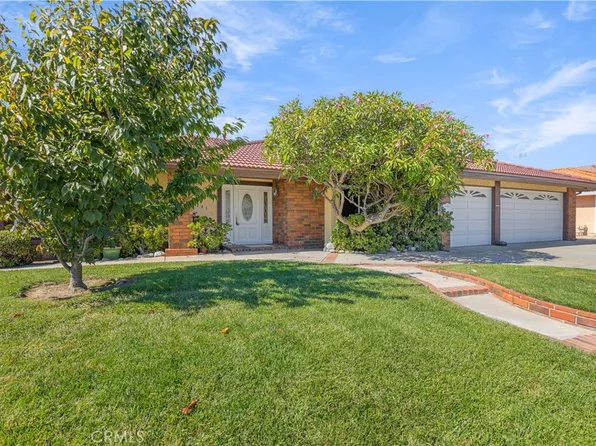 18241 Devonwood Cir, Fountain Valley, CA 92708