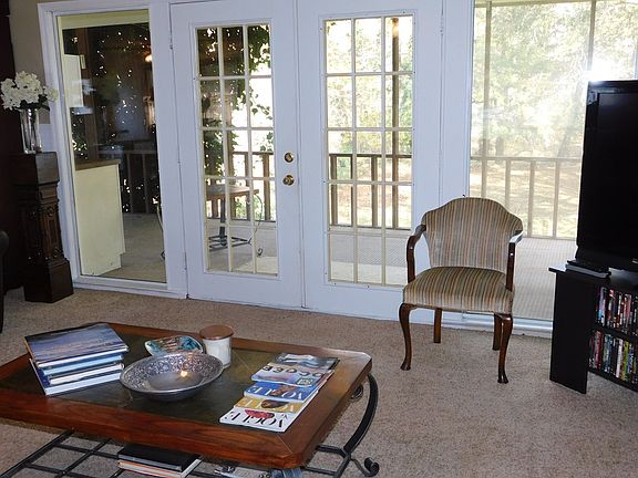 4th image of 217 River Bend Dr