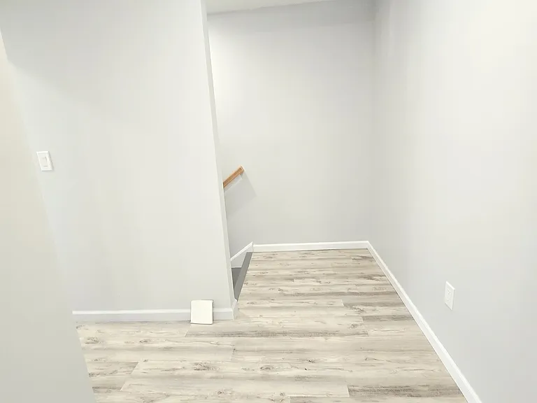 326 Sutton St #1A — Photo 15