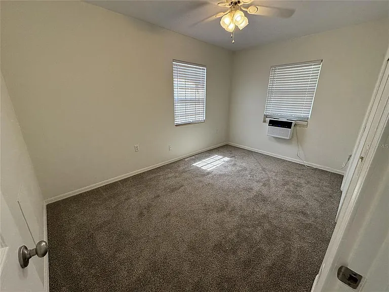 516 Laurel Rd W — Photo 15