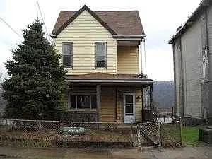 542 Grandview Ave photo 1