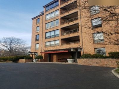 100 Grays Ln APT 303, Haverford, PA, 19041