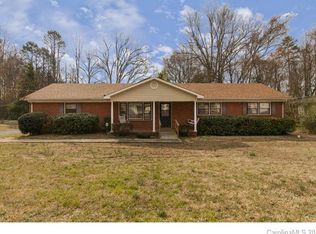 8526 Williamsburg Cres, Charlotte, NC 28216
