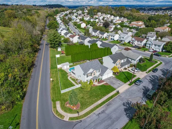 5668 N Coplay Rd, Whitehall, PA 18052