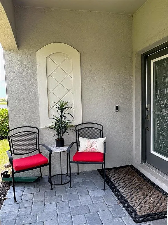 2 bed, 2.0 bath, 1557 sqft, $5,000 — Photo 3