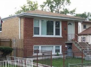 7415 W 64th St, Summit, IL 60501