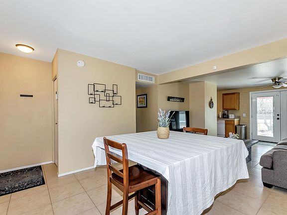4th image of 1514 E Calle Salamanca