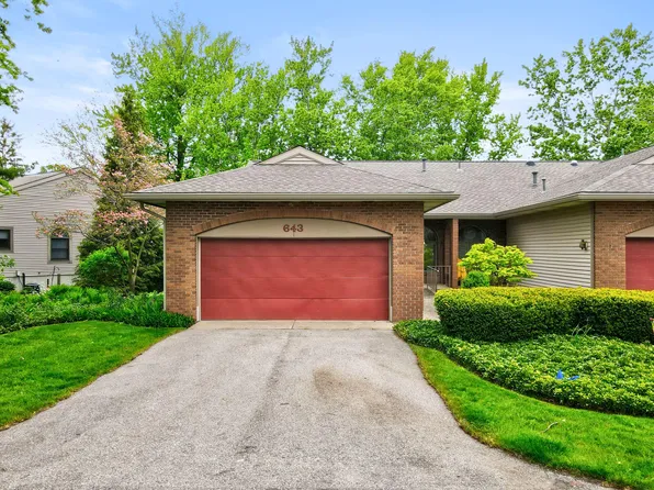 643 Crestview St #27, Holland, MI 49423