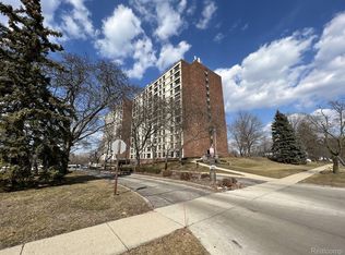 21800 Morley Ave #1209, Dearborn, MI 48124