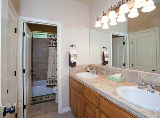 28261 Arbon Ln, Lake Arrowhead, CA 92352