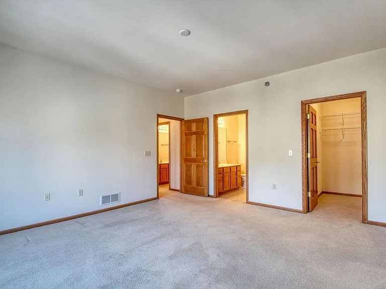 1420 Gabriel Dr #4 — Photo 11
