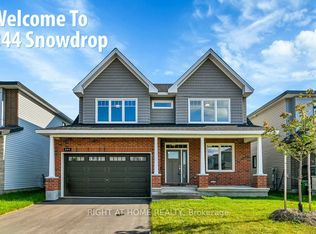 844 Snowdrop Cres, Ottawa, ON K1T0X7