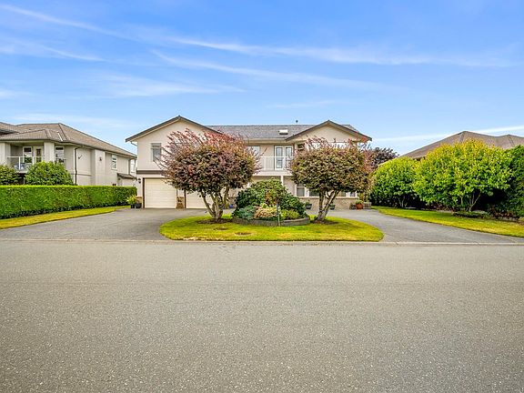 2nd image of 1564 Trumpeter Cres SW