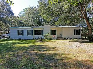 1109 S Wiggins Rd, Plant City, FL 33566