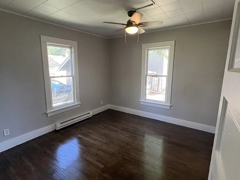 420 Lincoln St — Photo 6