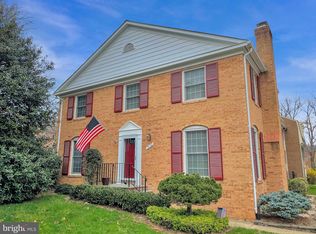 7072 Leestone St, Springfield, VA 22151