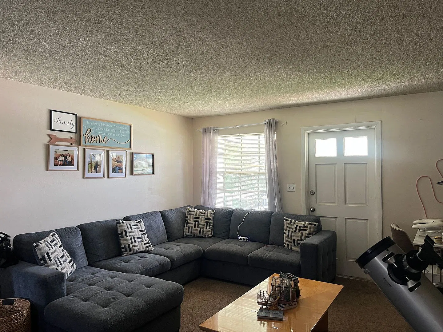 2 bed, 1.5 bath, 920 sqft, $1,499 — Photo 4