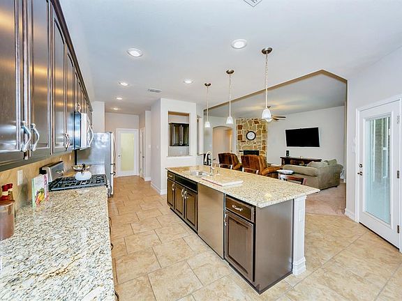 2nd image of 2032 Plamera Ln
