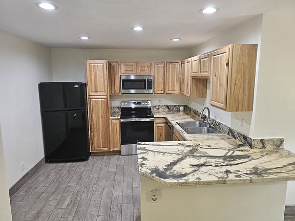 Kitchen - 12' x 11'