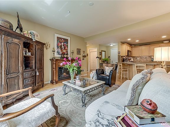 4th image of 23951 NE 115th Ln #201