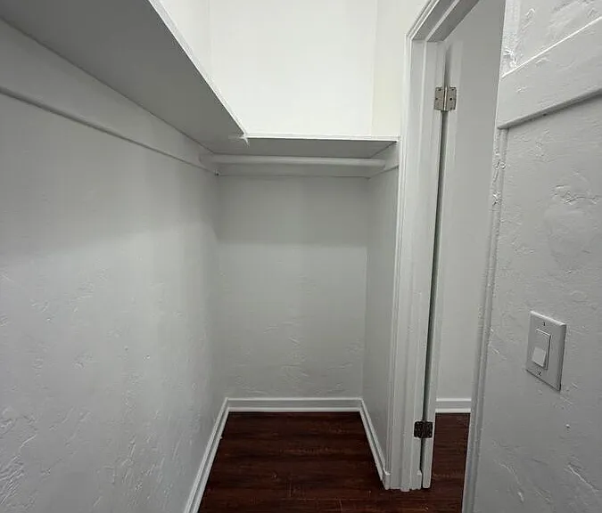 512 N Alexandria Ave #103 — Photo 16