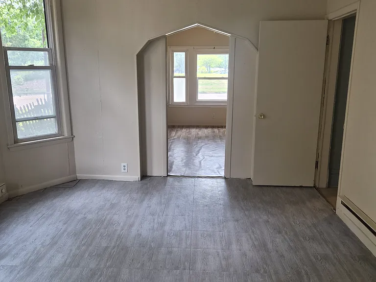 487 Como Ave #1 — Photo 4
