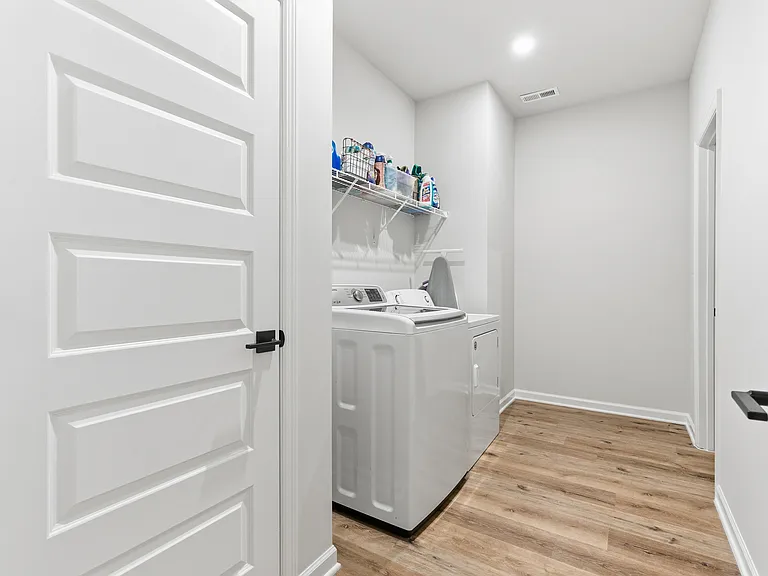 148 Flintridge Dr — Photo 19
