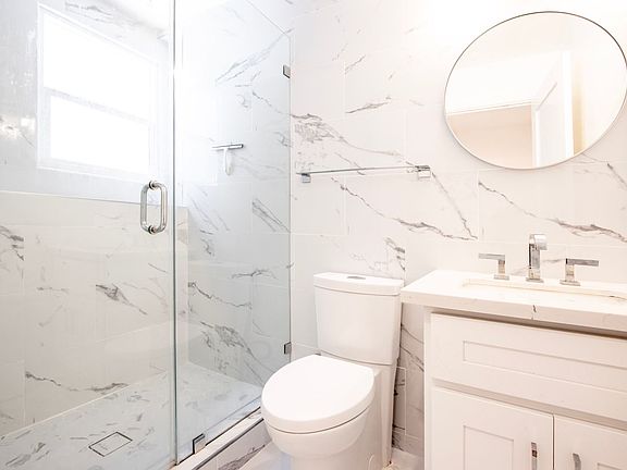 5th image of 4511-4517 Prospect Ave #104