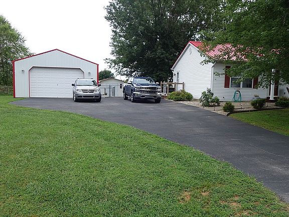 2nd image of 208 Tindale Dr