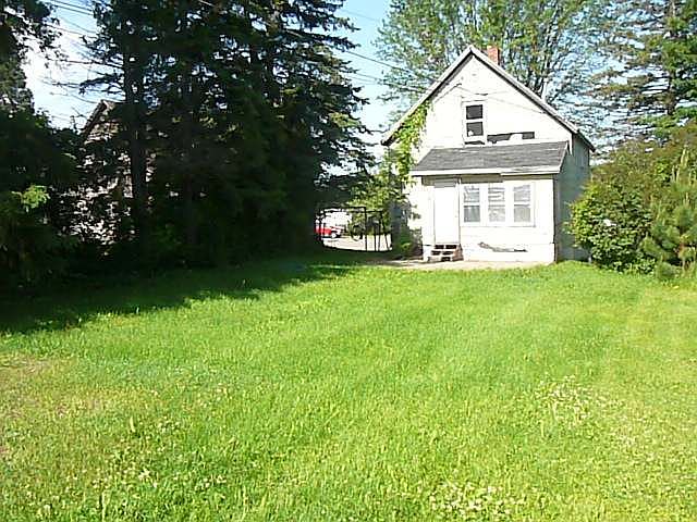 1st image of 754 3rd Ave N #N