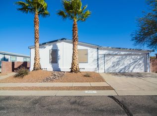 6111 E Thunder River Dr #2, Tucson, AZ 85756