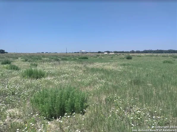 0 Devine Fields Rd LOT 9, Devine, TX 78016