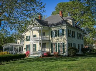 74 Cedardale Ln, Irvington, VA